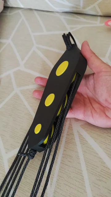 Letrero o emblema decorativo: HERCPULLEYS: Heavy lifting system for 550 paracord — vista de referencia 5