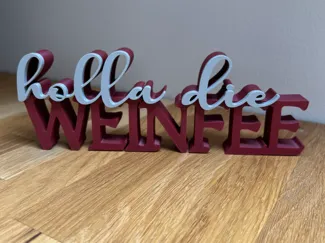 Schriftzug "holla die Weinfee"