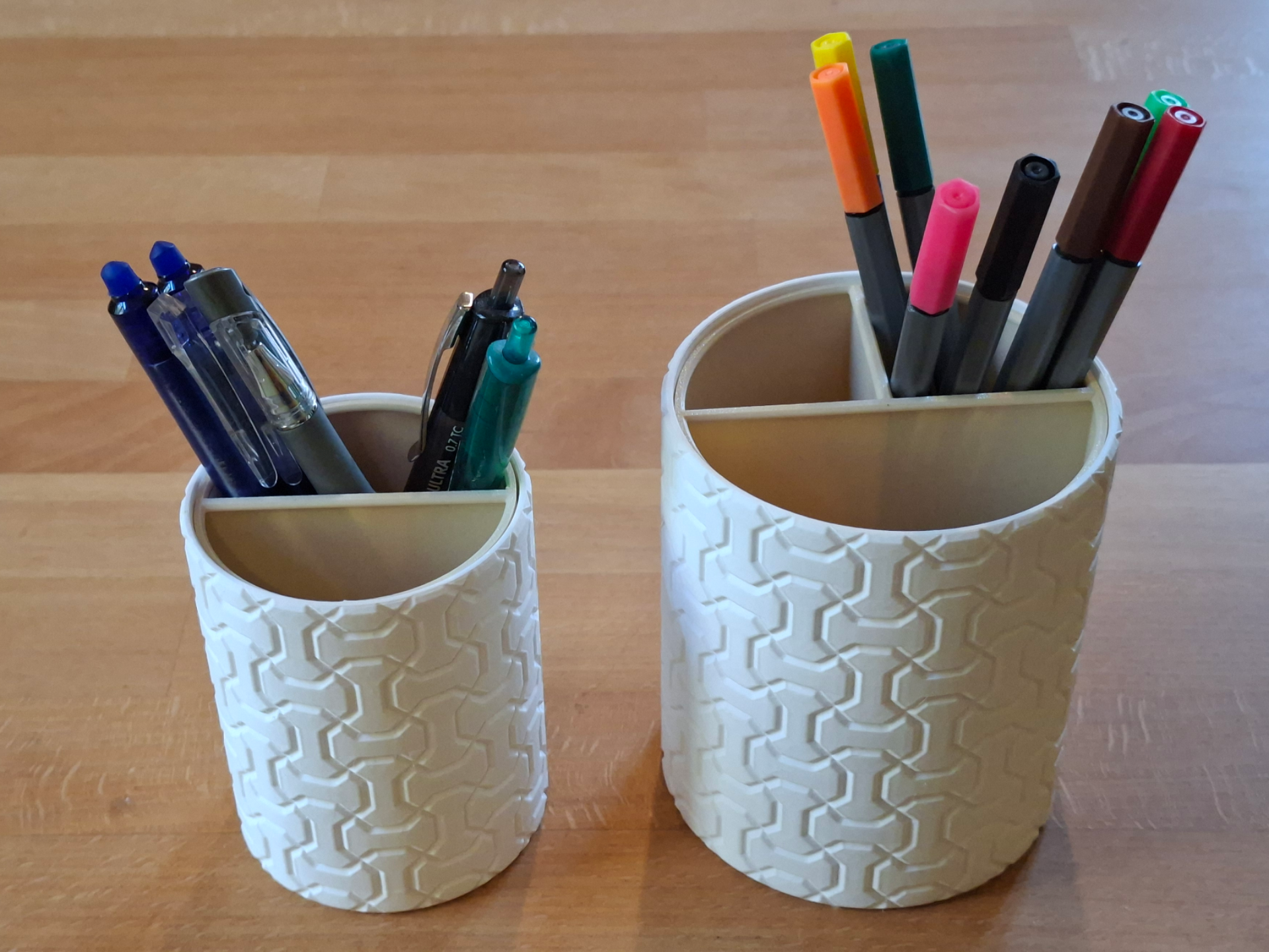 Desk Organizer with Alhambra "Bone Pattern"