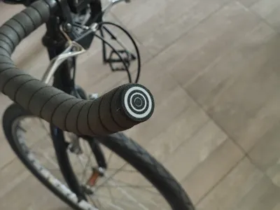 Bike handlebar end plug 