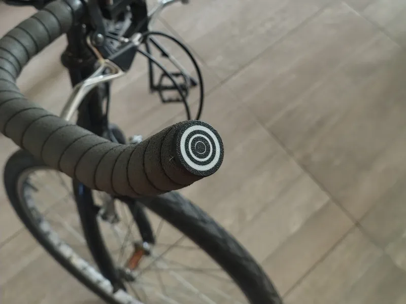 Bike handlebar end plug 