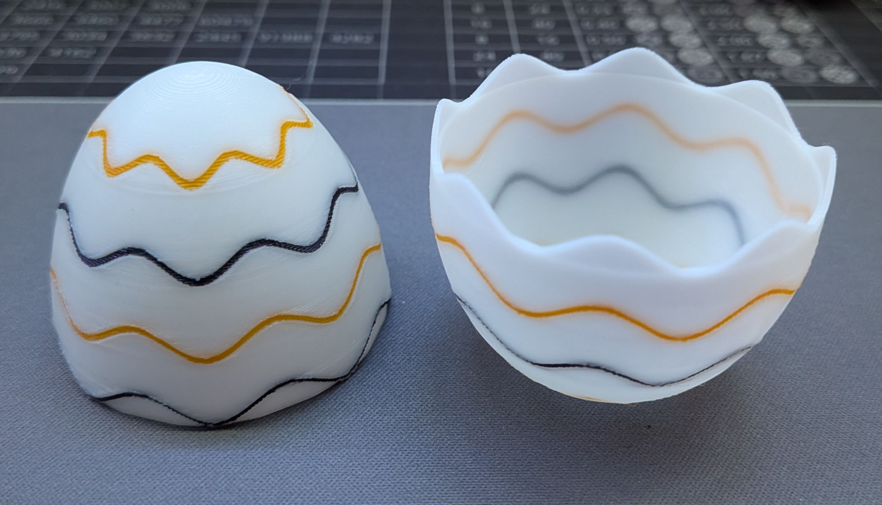 Miniatura 2 do modelo 3D Easter Egg wave