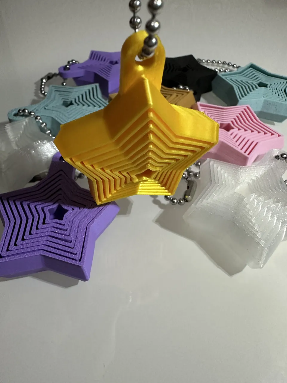 Star-Shaped Fidget Keychain view 2