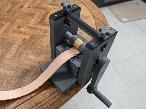 https://makerworld.bblmw.com/makerworld/model/US3f26f7d3276c3a/design/2025-11-29_679602c64b9aa8.jpg
