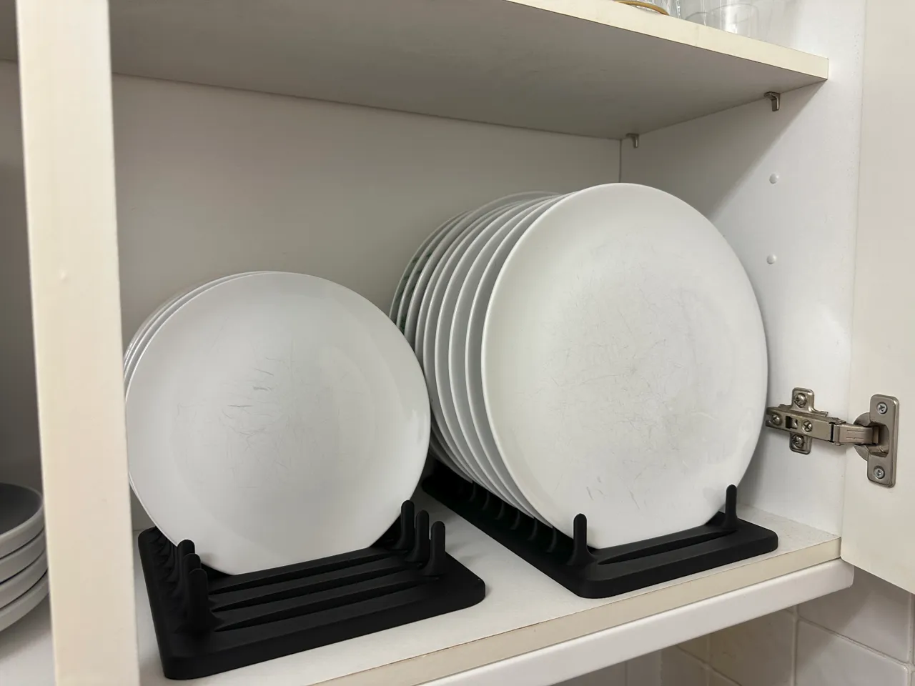 Dinner Plate - Vertical Stand view 2