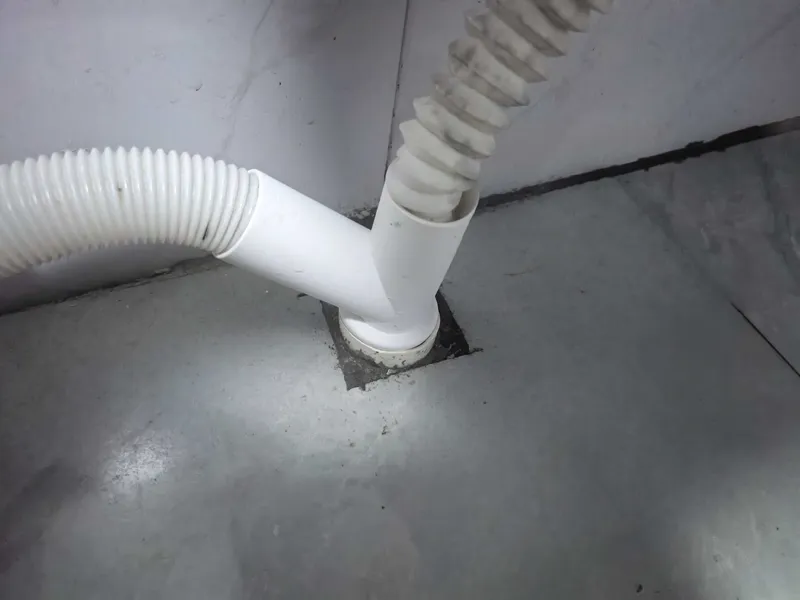 下水三通