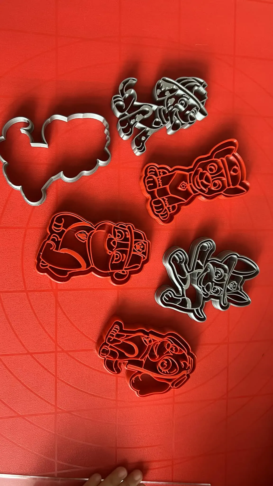 Paw cookie cutter view 3