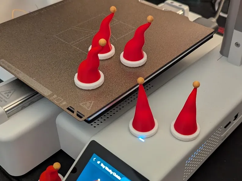 Tiny Christmas Hats