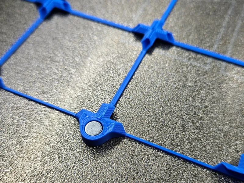 Ultralight Gridfinity base magnetic