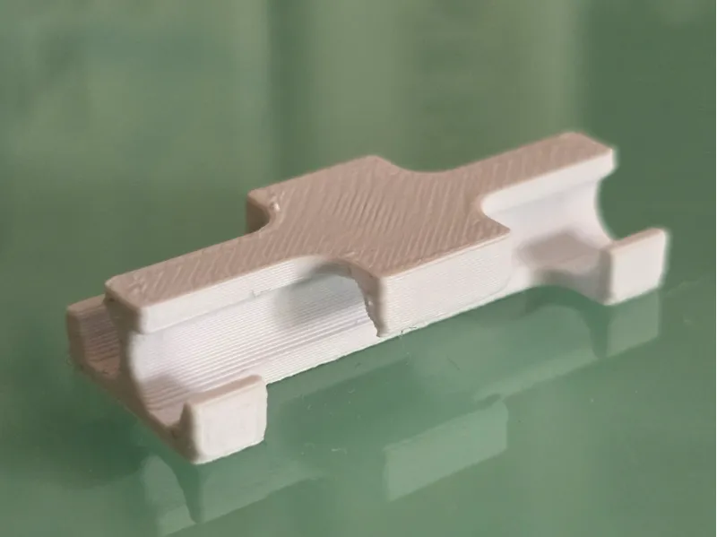 Double Cable Clip
