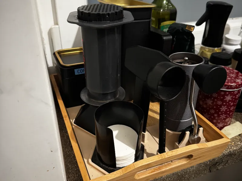 Aeropress with accesories stand