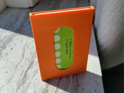 Cardholder for 4 cards