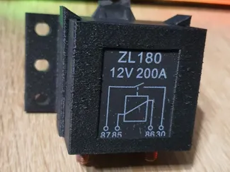relais holder ZL180 12V 200Amp