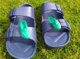 croc charm mini crocs (with working strap)