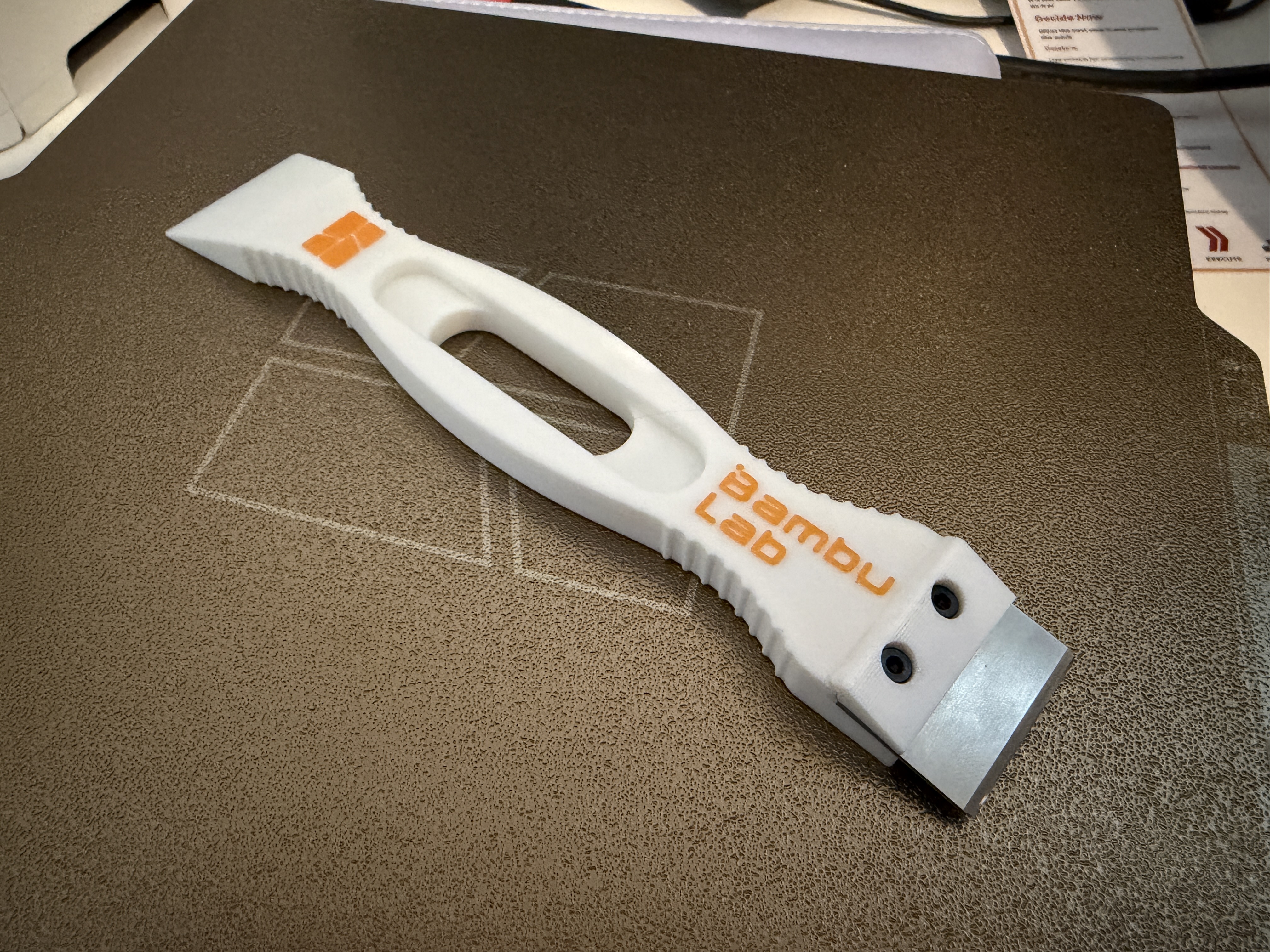 Miniatura 1 do modelo 3D Multi-functional Scraper