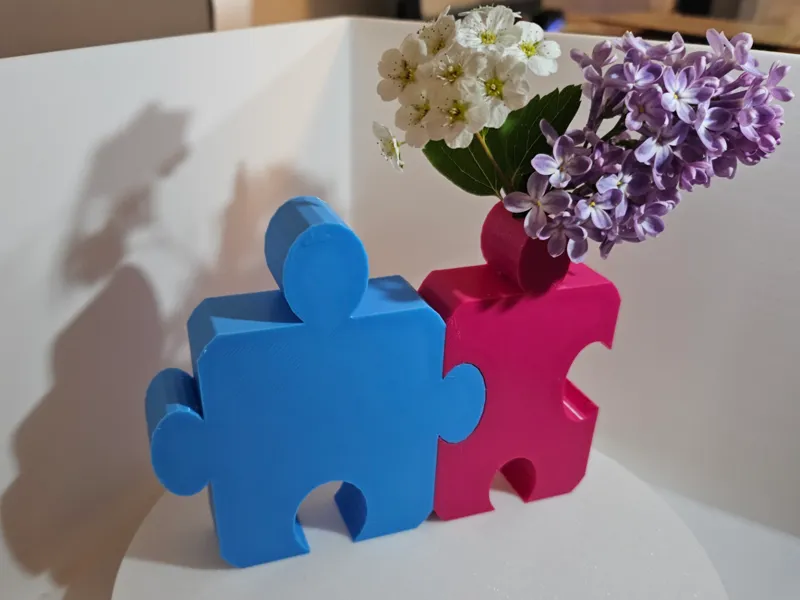 Puzzle People - Vase Version