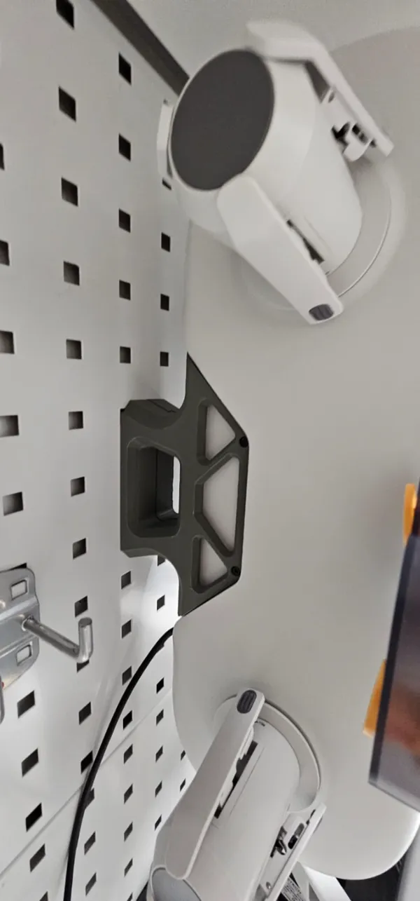 https://makerworld.bblmw.com/makerworld/model/US3f712ae1981891/design/2023-12-24_2ad630877d3b.jpg