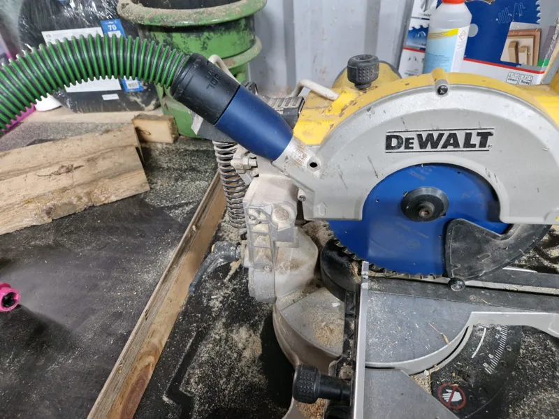 Festool Cleantec adapter for DeWalt mitresaw