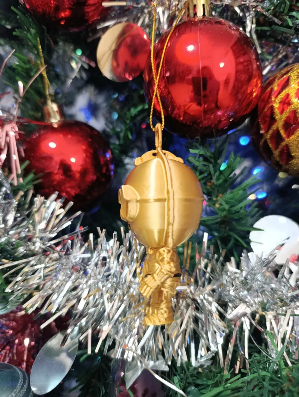 C3PO Christmas Ball - Christmas Edition - Free 3D Print Model - MakerWorld