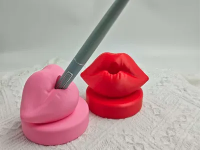 Sexy Red Lip Pen Holder