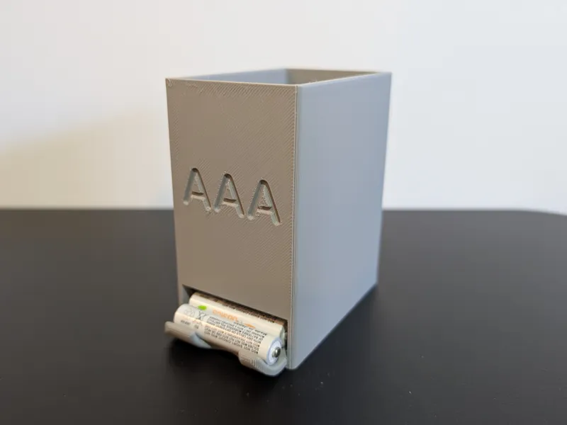 Basic High Capacity AAA Battery Caddy