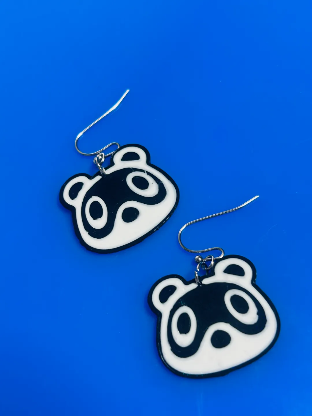 Pendientes Tom Nook animal crossing view 2