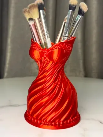 Soporte: Lady in Red – Elegant Makeup Brush Holder — vista de referencia 2