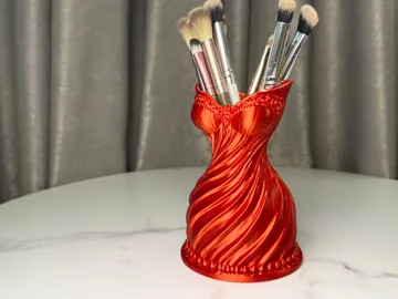 Soporte: Lady in Red – Elegant Makeup Brush Holder — vista de referencia 3