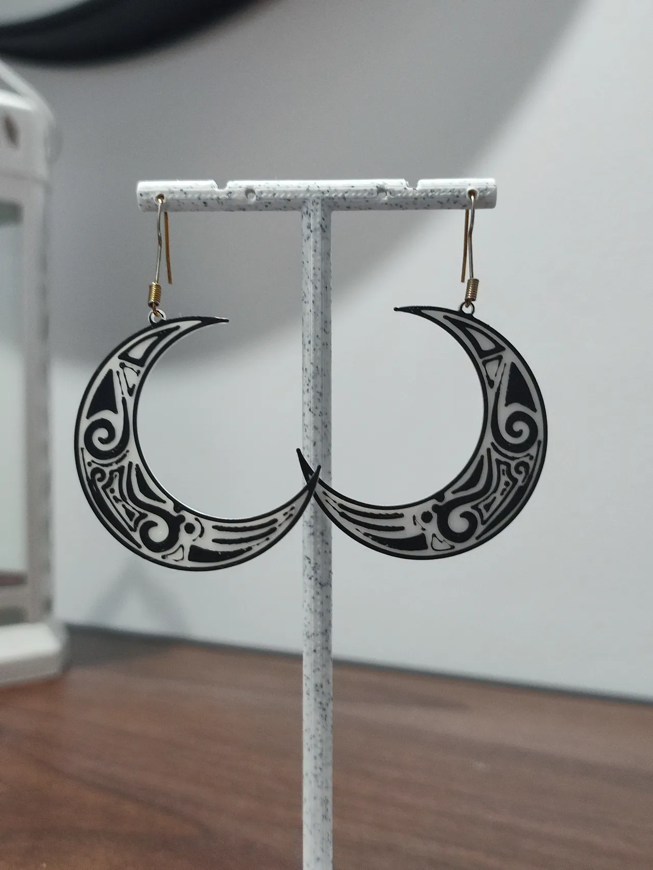 Aretes Luna Mahina view 2