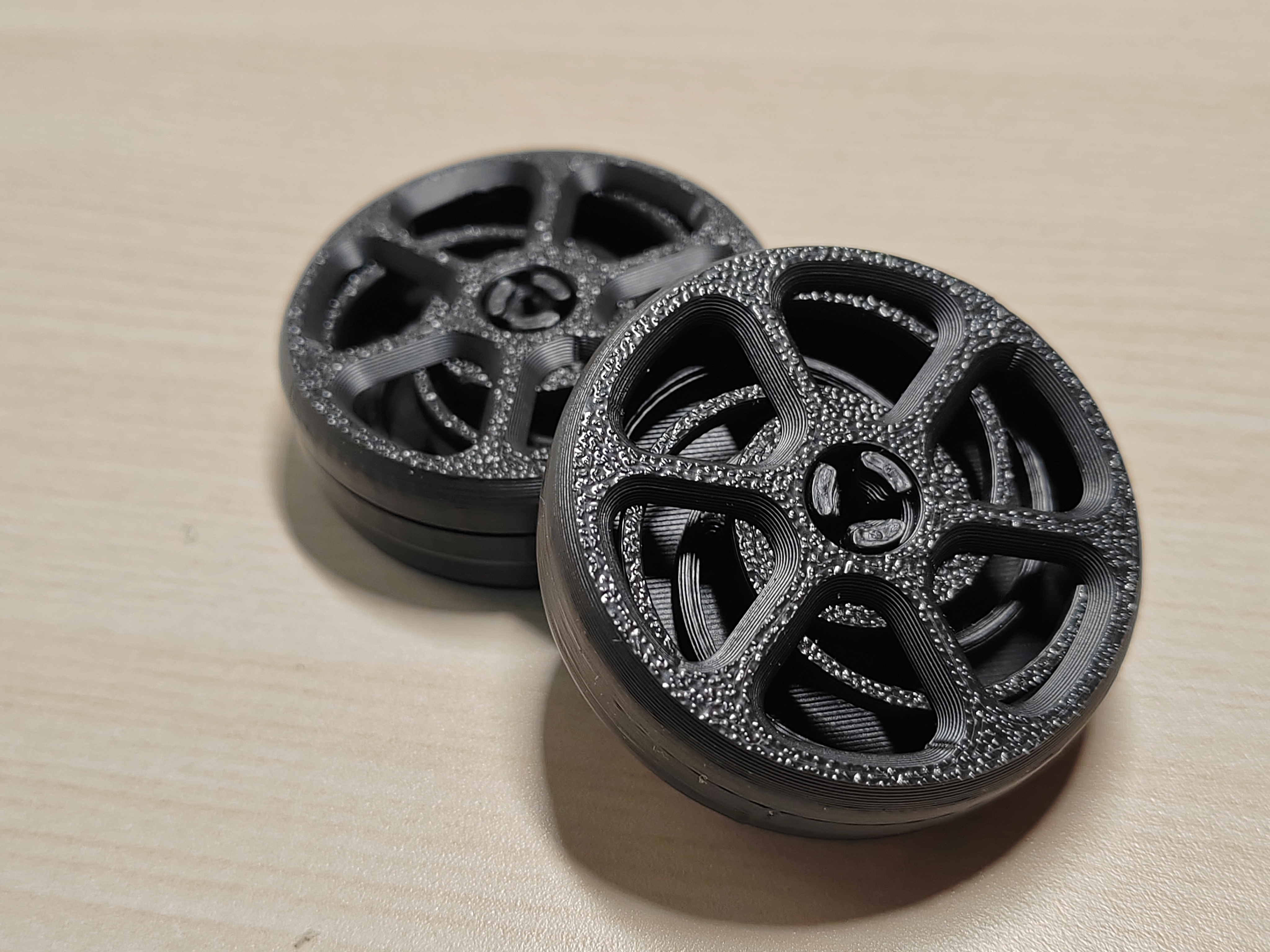 Miniatura 1 do modelo 3D 100%3D打印双向棘轮币V3（咔哒咔哒）