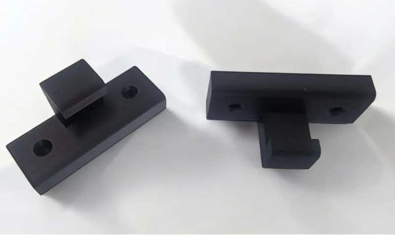Wall-Mounted Hook – Sturdy and Customizable Design