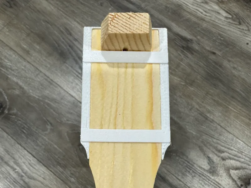 Langstroth 9 Frame Spacer (Bee Castle)