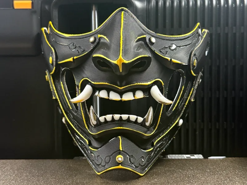 Oni Mask - Half Face - Wearable - Multicolor