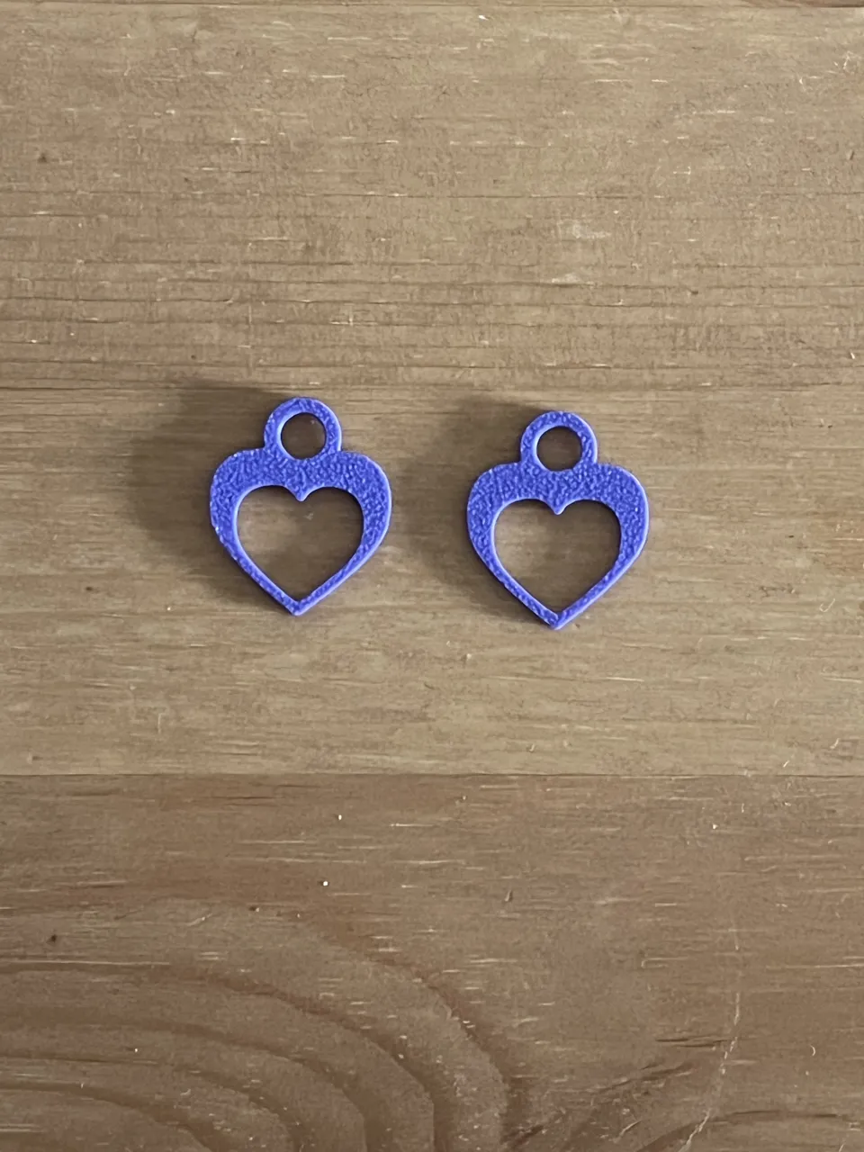 heart earrings view 2