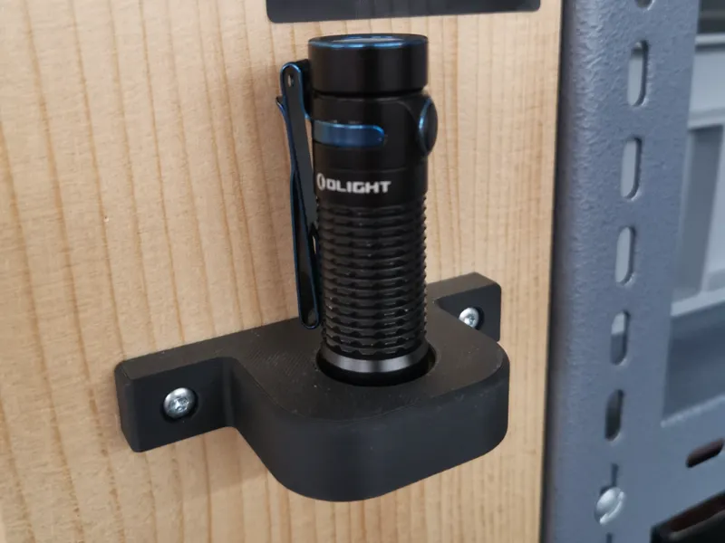 Olight flashlight holder - magnetic