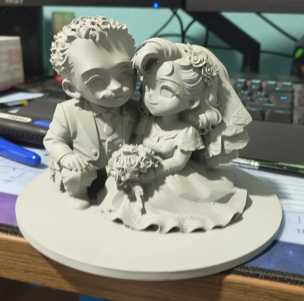 Cute Wedding Cake Topper Bride & Groom - Free 3D Print Model - MakerWorld