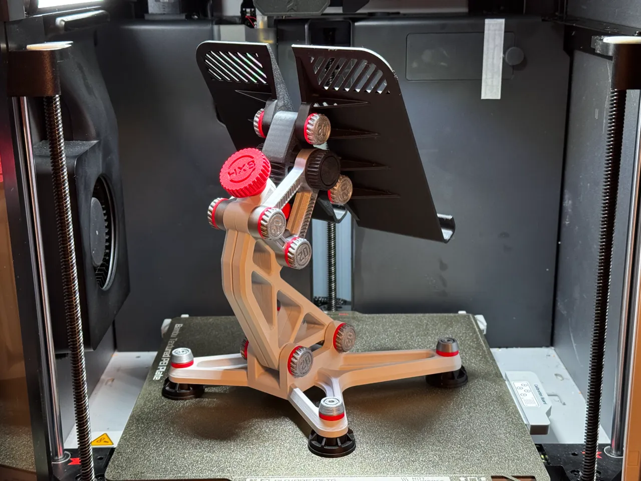 HX8 iPad Stand view 3