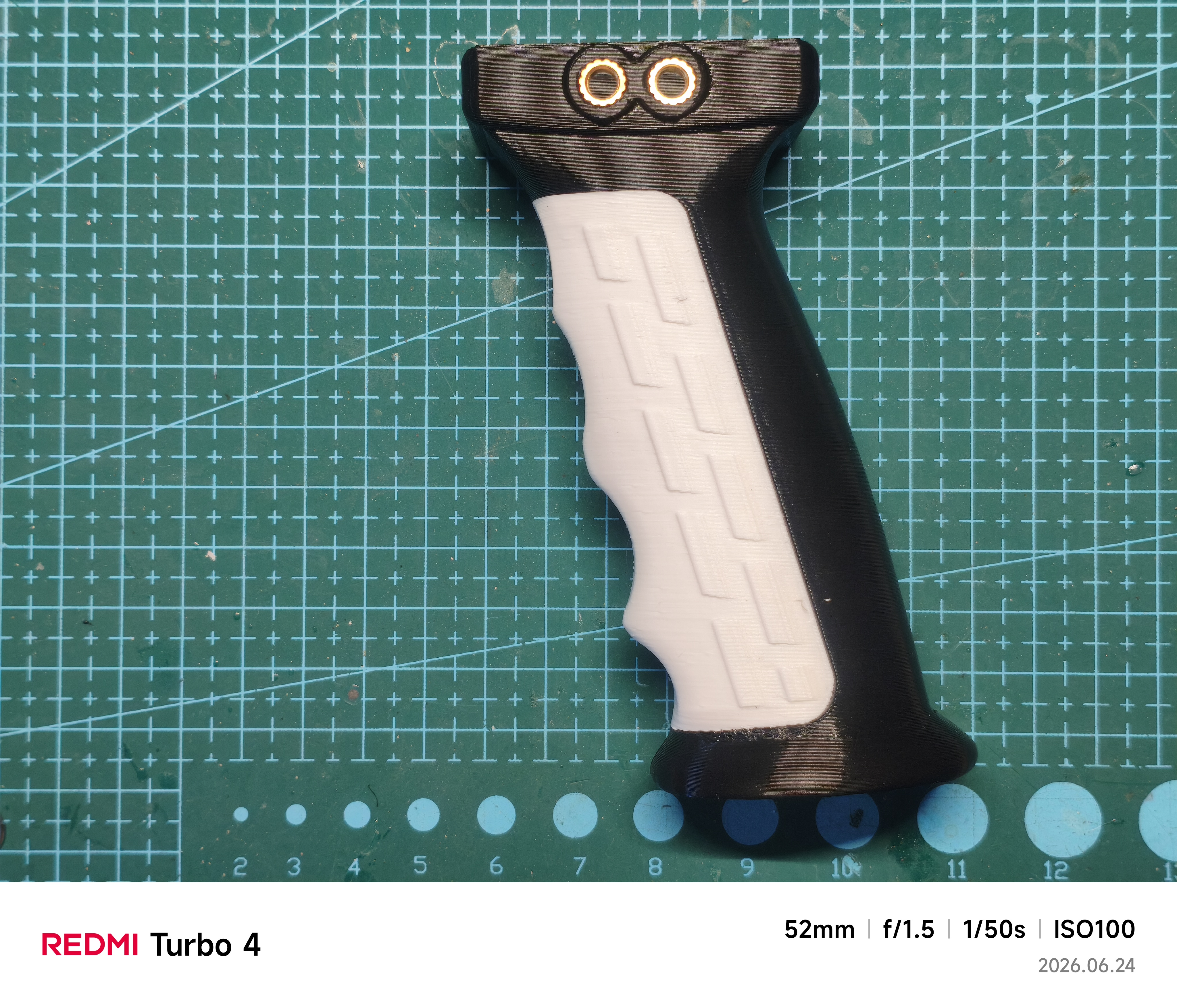 Miniatura 2 do modelo 3D DP-12霰弹枪前握把（宇泽玲纱专供版）