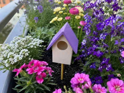 Bumblebee Hut