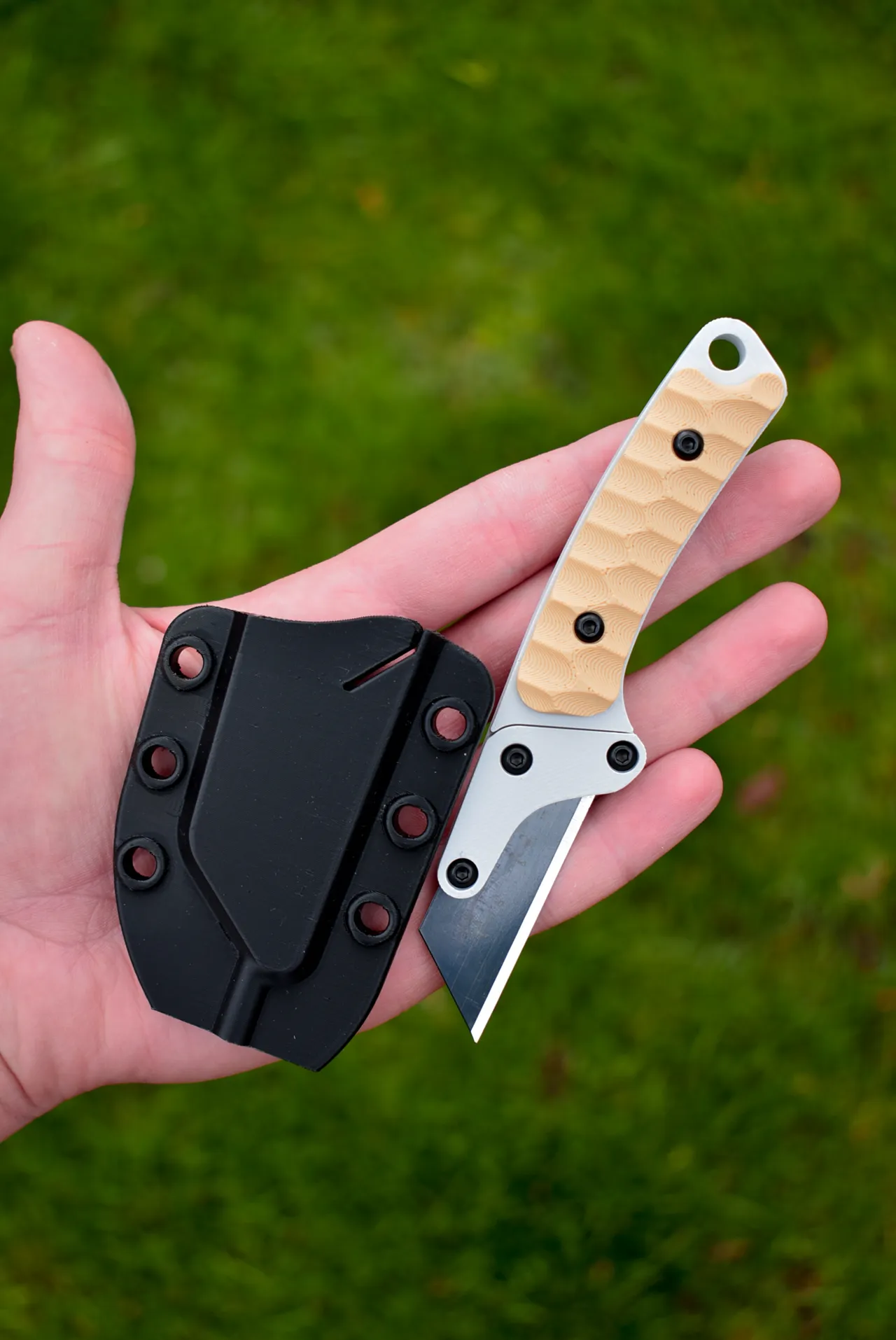 EDC utility knife blade holder with sheath v13 view 4