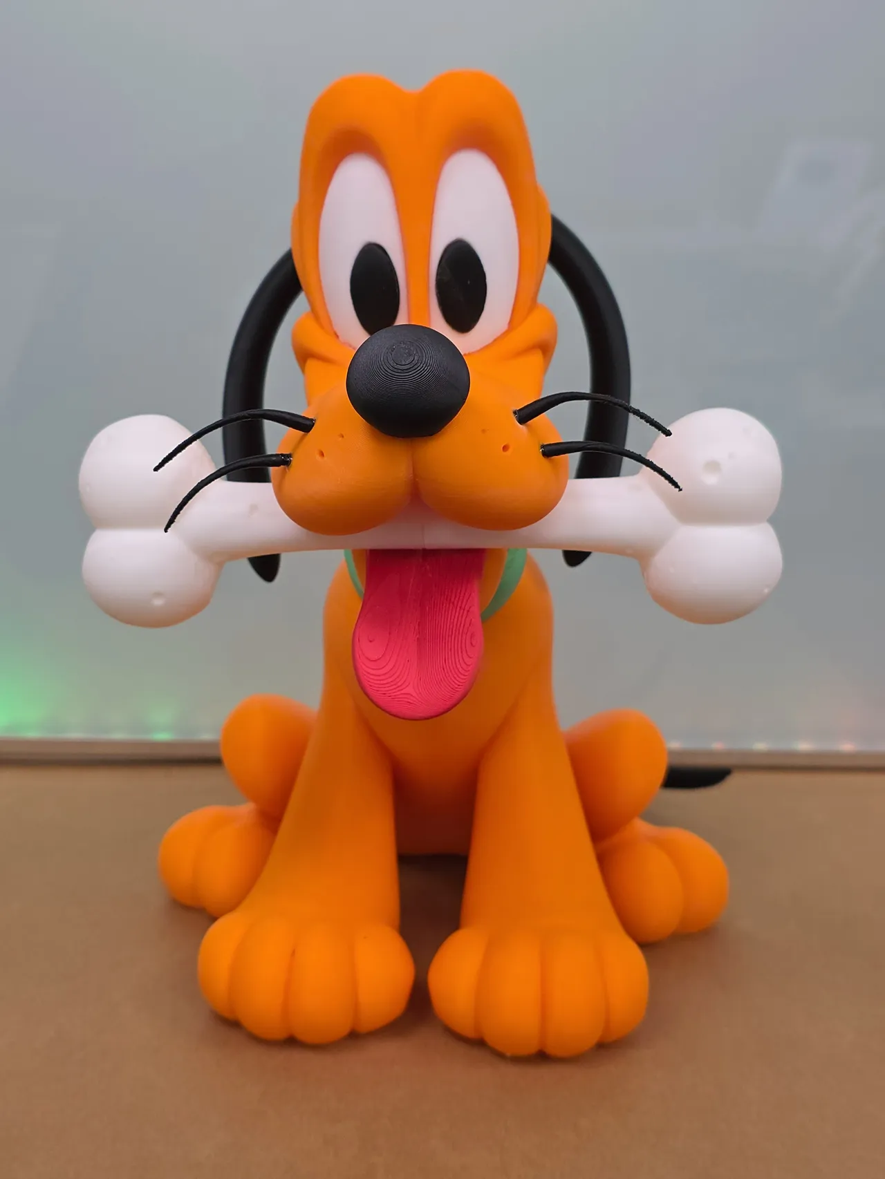 Pluto (Disney) / NO AMS view 2