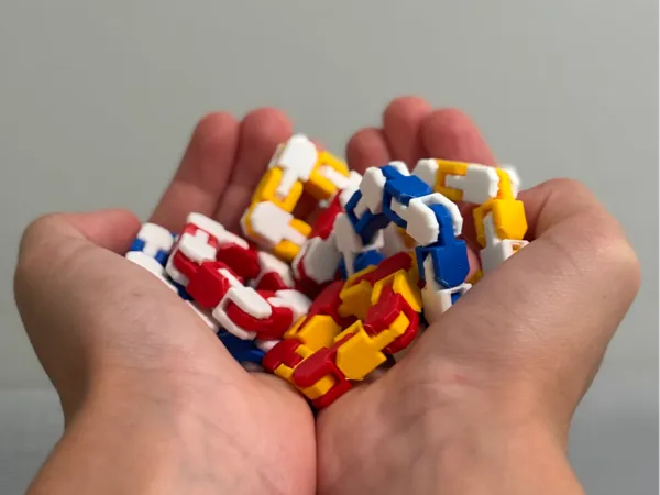 https://makerworld.bblmw.com/makerworld/model/US3feca9af091e5f/design/2025-08-12_d840f8e10d86d8.jpeg