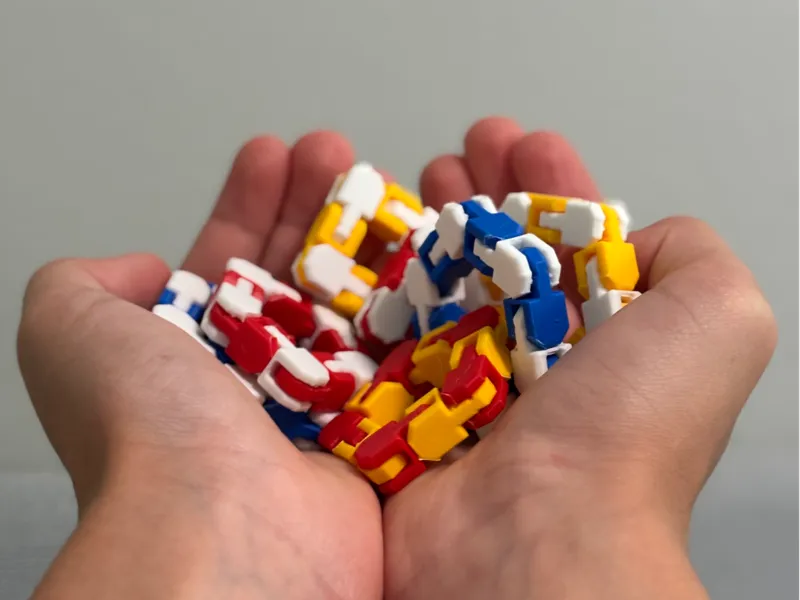 Fidget Clicky Noodle Toy