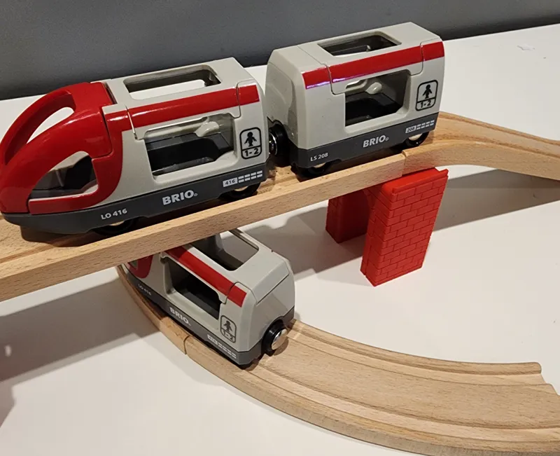 Brio Track Support - Brick Veneer