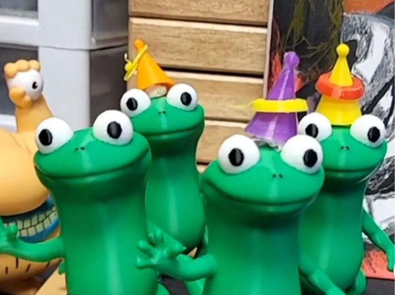PARTY HAT