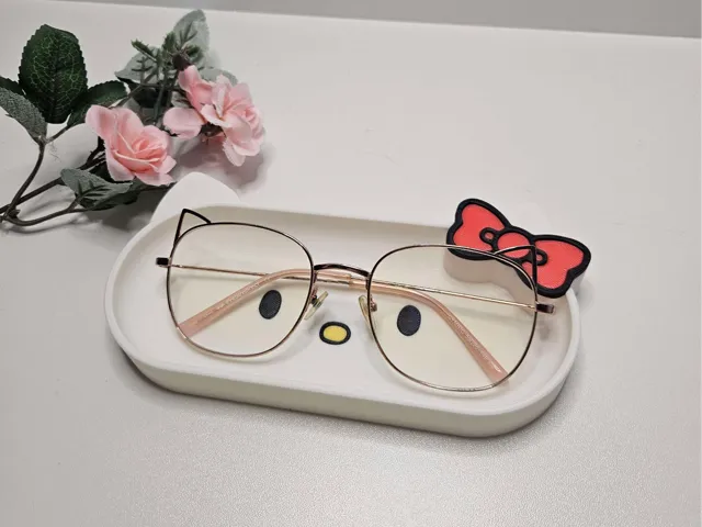 Hello Kitty Glasses Holder Tray