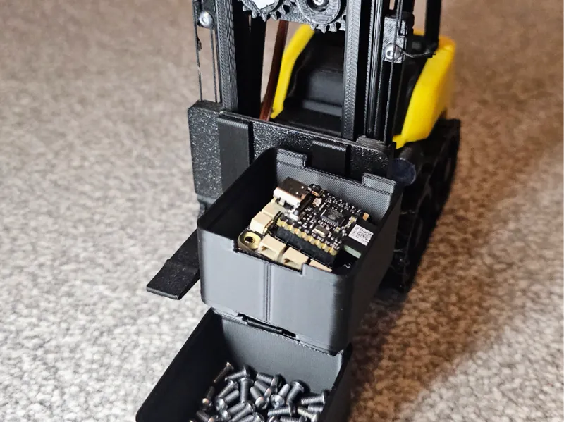 Forklift gridfinity bins