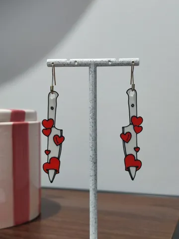 Pendientes: Aretes Love Hurts — vista de referencia 3