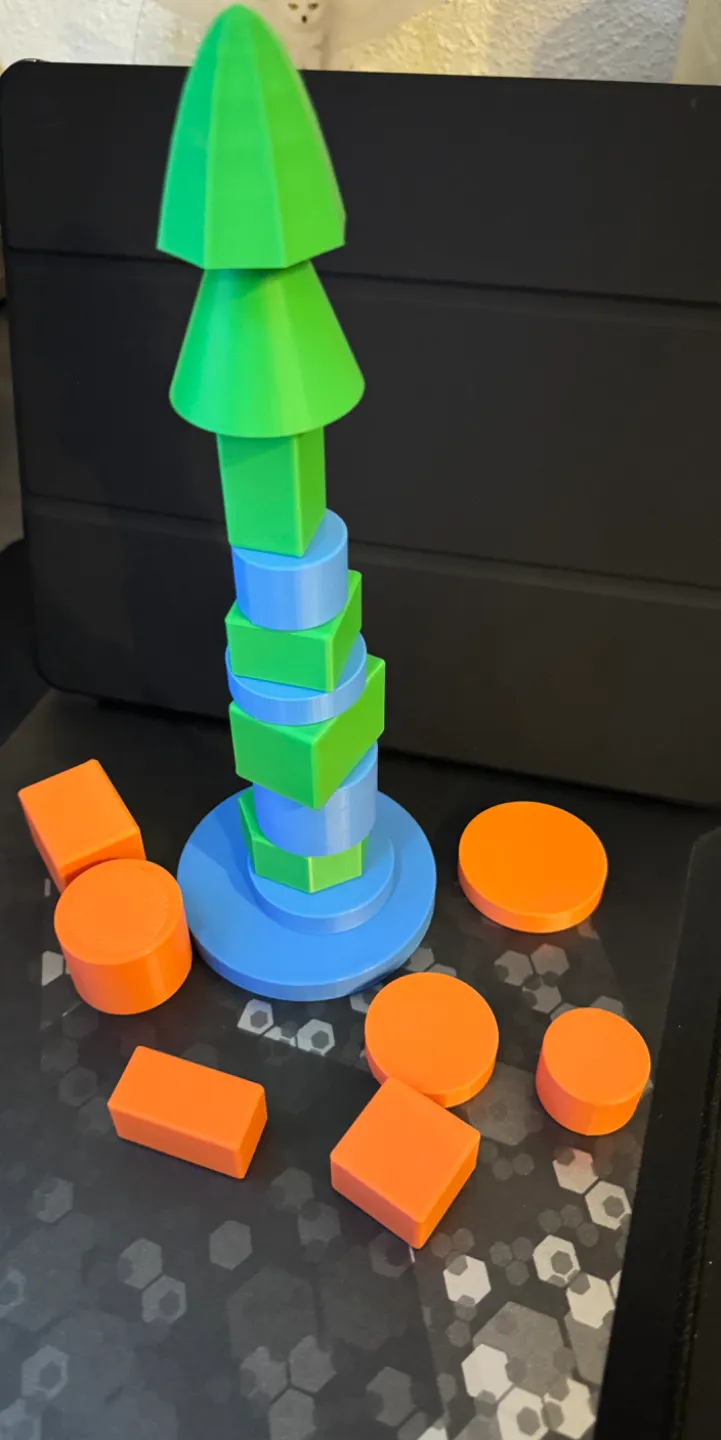 Kinder Wackelturm