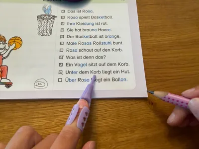 Readle- the finger reading guide for children